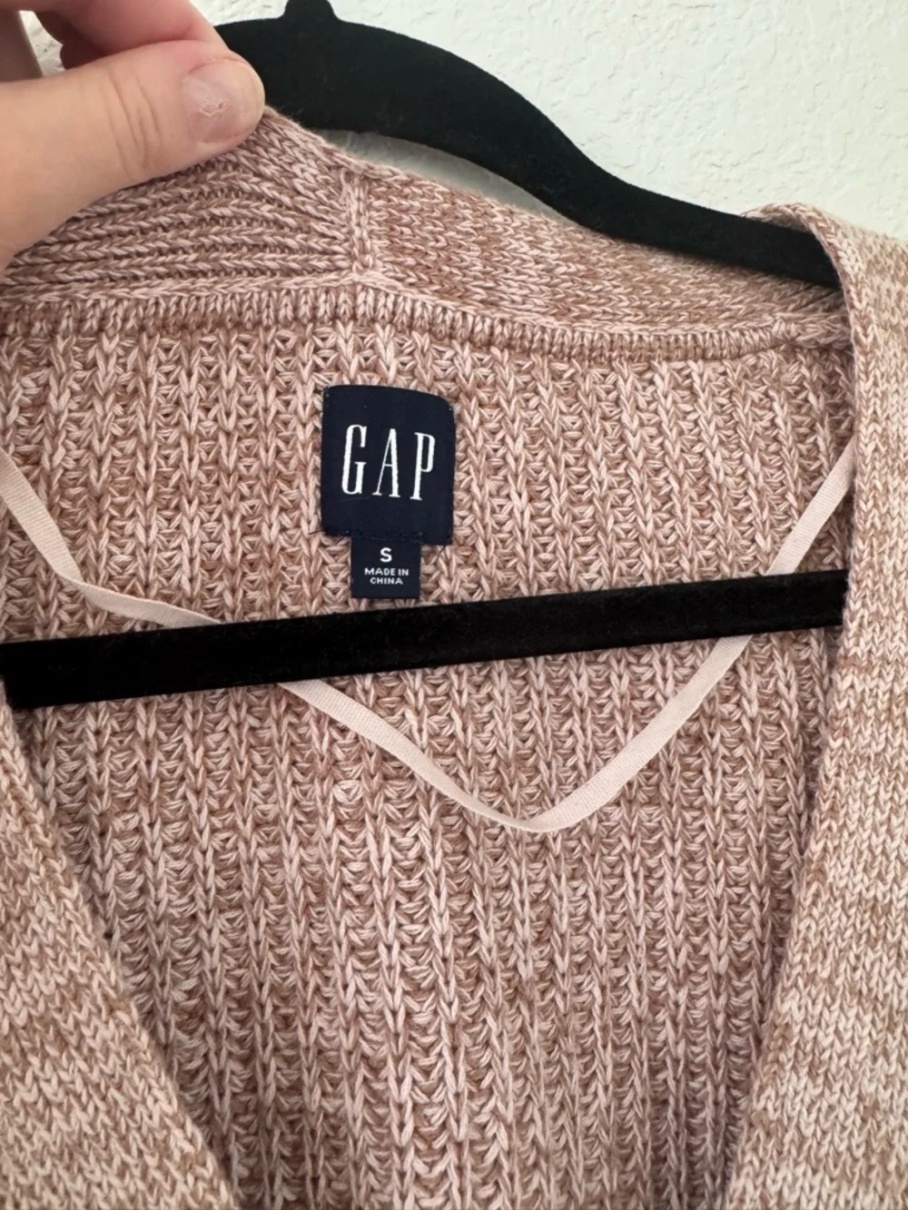 GAP Oversized Pink Chunky Knit Buttoned Cardigan - Picture 5 of 6